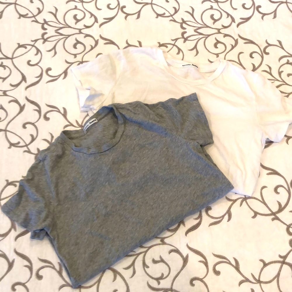 Set of 2 Reformation t-shirts